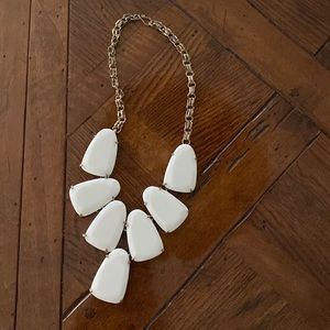 Kendra Scott white Harlow necklace